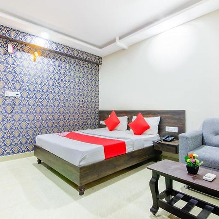 Hotel Central Suites Бенґалуру Екстер'єр фото